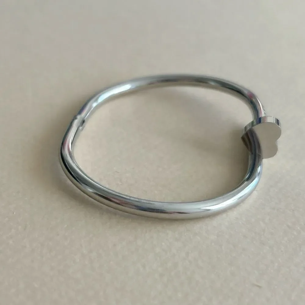 Heart Nail Bracelet #2009